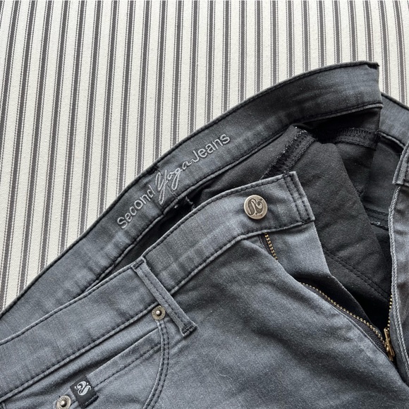 Gray Second Yoga Jeans Sz 34 - Picture 3 of 5